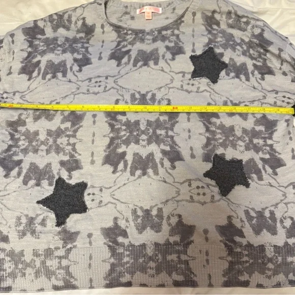 Perfect condition Lisa Todd Pop Star sweater, medium - Picture 7 of 8